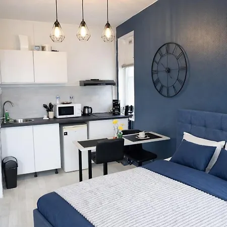 Au Coeur De - 5 Min Du Chateau Apartament *